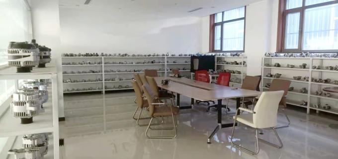 υψηλός ab39-10300-άργυρος εναλλακτών παραγωγής Bt50 εναλλακτών δασοφυλάκων 12V 110A Ford 1